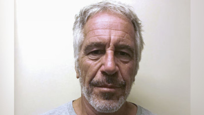 Sisi Gelap Followership: Mengapa Ghislaine Maxwell Lebih Berbahaya dari Jeffrey Epstein?