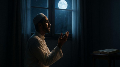 Amalan Sunnah yang Bikin Karier Meroket, Kata Ustaz Adi Hidayat Coba Kerjakan di Waktu Spesial ini