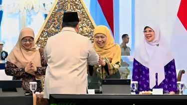 Gubernur Khofifah Penuhi Undangan Presiden Prabowo bersama Pimpinan Ormas Islam Indonesia di Istana Negara