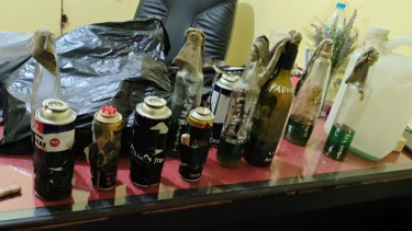 Siswa Korban Perundungan di SMPN 3 Sungai Raya Lempar Bom Molotov ke Sekolah, Polisi Amankan Enam Barang Bukti