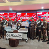 Kejati Bengkulu Terima Uang Pengembalian Kerugian Negara Rp 4,9 Miliar
