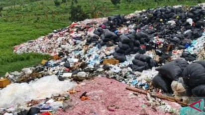 Puluhan Karung Berisi Cacahan Uang Kertas Ditemukan di TPS Liar Bekasi, Ini Kata Polisi