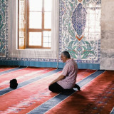 Bagaimana Jika Rajin Shalat tapi Tidak Tahu Arti Bacaannya? Ini Penjelasan Ustaz Abdul Somad