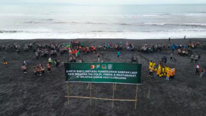 Lebih dari 800 Peserta Gotong Royong Bersihkan Pantai Watu Pecak