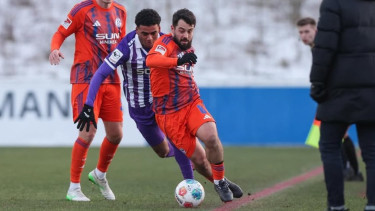 Laporan Media Jerman: Persija Jakarta Tawari Kenaikan Gaji 5 Kali Lipat dan Kontrak 1,5 Tahun untuk Winger Schalke 04