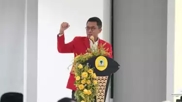 Dewan Pimpinan Nasional Sentral Organisasi Karyawan Swadiri Indonesia (DEPINAS SOKSI) yang dipimpin oleh Mukhamad Misbakhun.