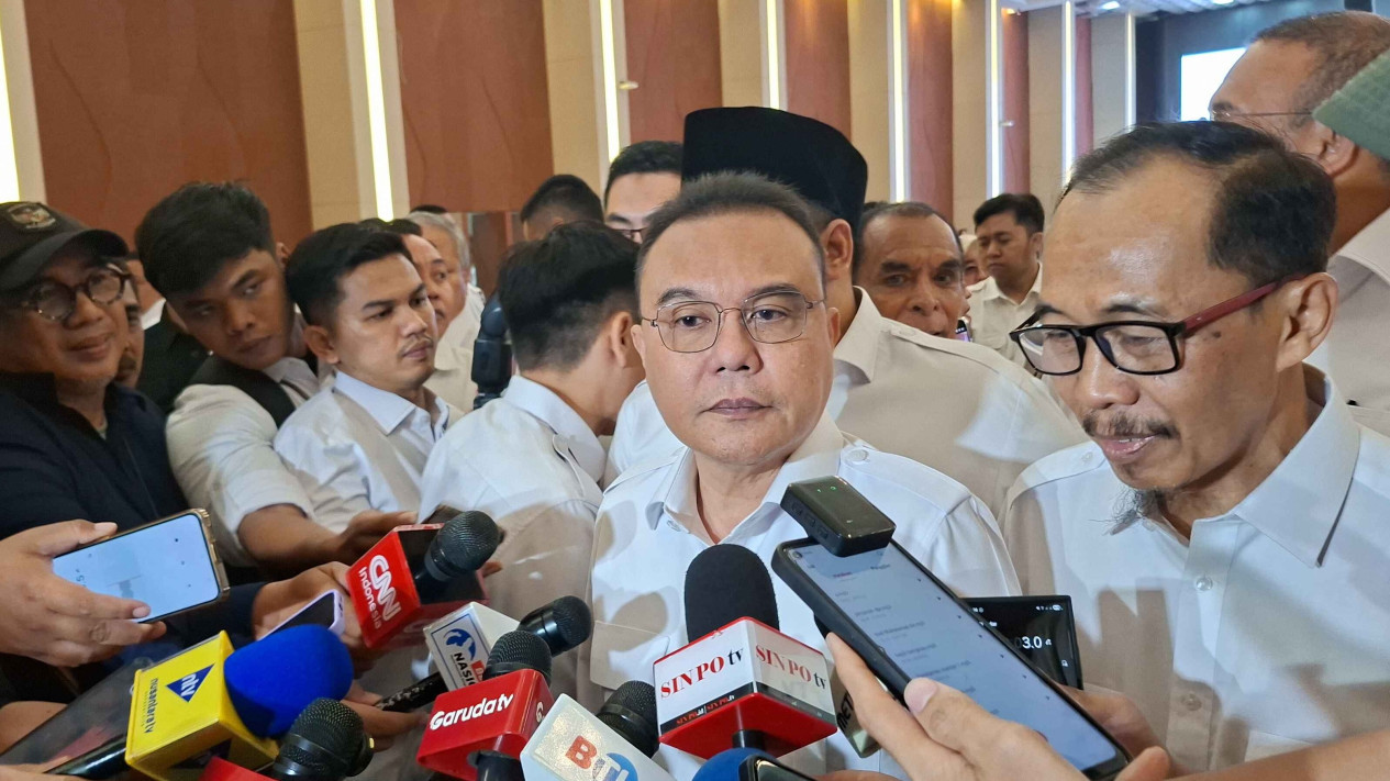 Gerindra Bicara Prabowo 2 Periode, Sufmi Dasco: Kita Bekerja Dulu untuk Rakyat
            - galeri foto