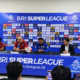 Bukan Ramon Tanque, Sosok Ini yang Dikorbankan Bojan Hodak Setelah Mendatangkan Sergio Castel ke Persib