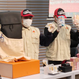 Jam Tangan Mewah Hingga Logam Mulia 5,3 Kilogram Jadi Barang Bukti Kasus Importasi Bea Cukai