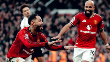 Sayang Seribu Sayang, Nasib Michael Carrick di Manchester United Ditentukan Malam Ini? Laga Melawan Tottenham Bisa Mengubah Segalanya