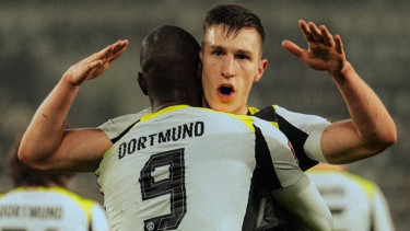 Borussia Dortmund Petik Kemenangan Krusial, Persaingan Juara Liga Jerman Memanas!