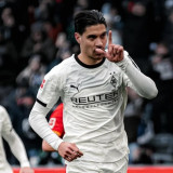 Bek Timnas Indonesia Bikin Leverkusen Frustrasi, Kevin Diks Tampil Impresif di Bundesliga