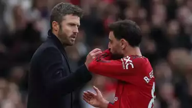 Michael Carrick dan Bruno Fernandes