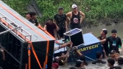Perahu Muat Sound Horeg untuk Nyadran Tenggelam di Sungai Balongdowo Sidoarjo