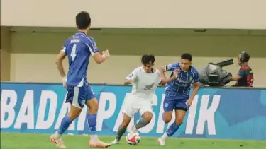 PSBS Biak Vs PSM Makassar