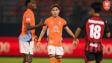 Bertemu Persib di Babak 16 Besar ACL Two, Ratchaburi FC Remehkan Lapangan di Stadion Indonesia