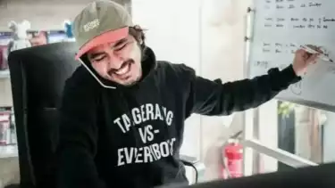 Owner brand streetwear lokal ternama Thanksinsomnia, Mohan Hazian