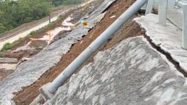 Longsor Tak Kunjung Ditangani, Ruas Sejorong–Tatar Rusak Parah, Aktivitas Warga Terganggu