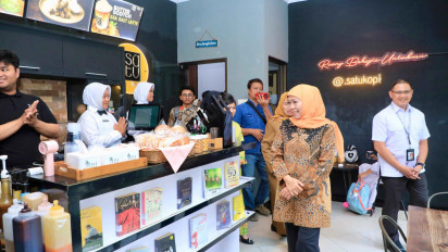 Gubernur Khofifah Takjub Talenta Murid SMKN 1 Buduran