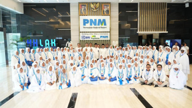 Kisah Ibu Mekaar Menuju Tanah Suci: PNM Temani Saya dari Nol hingga Sekolahkan Anak