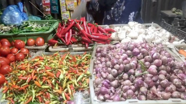 Harga Cabai dan Bawang di Surabaya Naik Signifikan Jelang Imlek dan Ramadhan