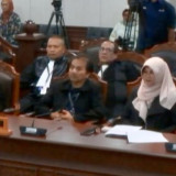 Roy Suryo Cs Ajukan Uji UU ITE ke MK Usai Ditetapkan Tersangka Kasus Ijazah Palsu Jokowi