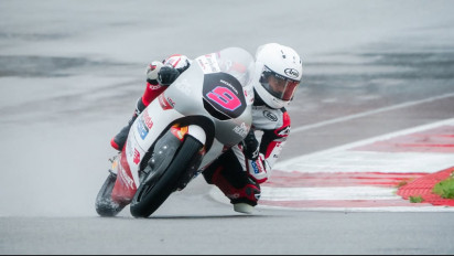 Hasil Moto3 Thailand 2026: Veda Ega Pratama Menggila Finis di Lima Besar, David Almansa Juara!