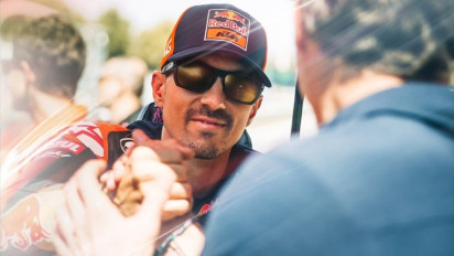 Terjatuh Saat Jalani Uji Coba di Sepang, Maverick Vinales Malah Yakin Hal Itu Buat Cedera Cepat Pulih