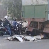Tiga Remaja di Paiton Tewas Terlindas Truk Gandeng saat Salip Kendaraan