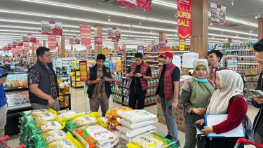 Jelang Ramadhan, Satgas Pangan Polda Riau Sidak dan Ancam Tindak Tegas Pelanggar HET