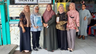 Pendampingan Digitalisasi UMKM, Warung 17 Surabaya Optimalkan Media Sosial