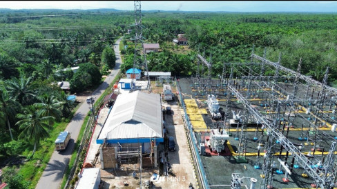 PLN dan Borneo Indobara Perkuat Akselerasi Energi Bersih