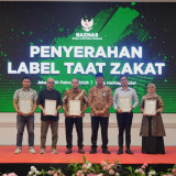 PNM Terima Sertifikat Label Taat Zakat dari BAZNAS, Ini Kontribusinya