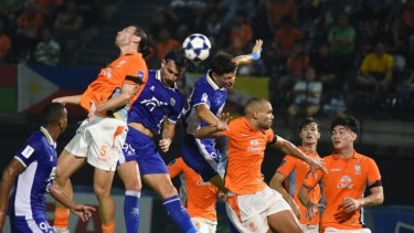 Kalah Telak 3-0, AFC Sebut Ratchaburi FC Menang Mudah dari Persib Bandung
