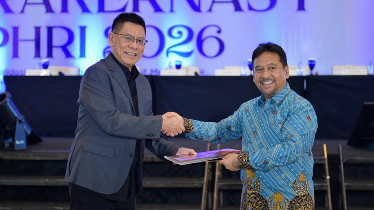 Vina AI Travel Assistant dari PT AI Indonesia untuk PHRI
            - galeri foto