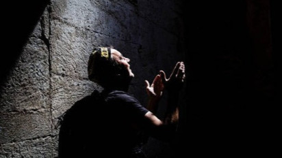 Jangan Langsung Berdiri Setelah Shalat, Baca Doa Pelunas Utang ini kalau Mau Rezeki Semakin Lancar