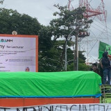 Gelar Aksi Unjuk Rasa di Makassar, Mahasiswa Desak Presiden Prabowo Evaluasi Kinerja Mendiktisaintek