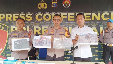Polres Dumai Tangkap Dua Perambah Hutan Konservasi, Gunakan Ekskavator untuk Buka Kebun Sawit
