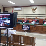 Khofifah Jadi Saksi Sidang Korupsi Dana Hibah DPRD Jatim di Tipikor Sidoarjo