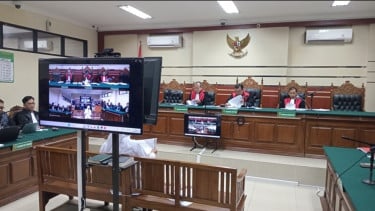 Khofifah Jadi Saksi Sidang Korupsi Dana Hibah DPRD Jatim di Tipikor Sidoarjo