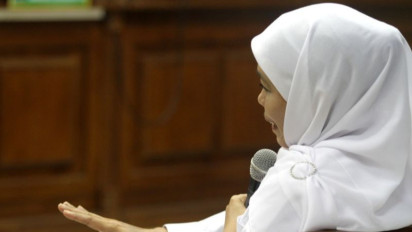 Khofifah Bantah BAP Kusnadi soal Fee Ijon Dana Hibah DPRD Jatim