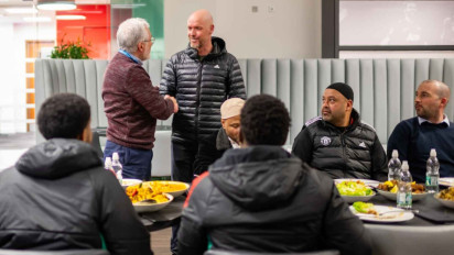 Gaet Komunitas Muslim Inggris, Manchester United Bukber di Old Trafford