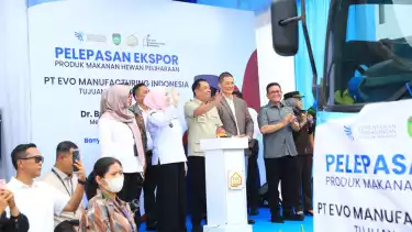 Produk Pakan Hewan Sumsel Milik PT EMI Tembus Pasar Filipina, Mendag Lepas Ekspor Perdana