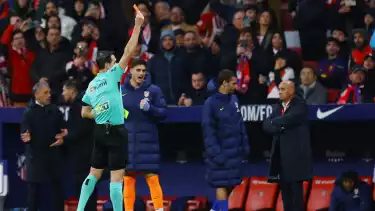 Barcelona Digilas Atletico, Wasit dan VAR Jadi Sasaran Amarah Cules Usai Keok 0-4 di Semifinal Copa del Rey