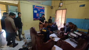 Dugaan Korupsi Pengelolaan Anggaran Operasional Anggaran 2022 - 2024, Kejari Sungai Penuh Geledah Kantor Damkar