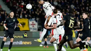 Pemain AC Milan, Ruben Loftus-Cheek saat Cetak Gol ke Gawang Pisa