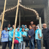 Stafsus Menag Salurkan Alquran dan Bantuan Renovasi Masjid di Tondano