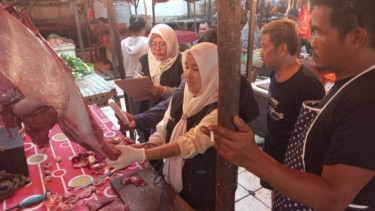 Jelang Ramadan, Pemkot Bengkulu Lakukan Pengawasan Daging di Pasar