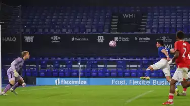 Elkan Baggott Comeback