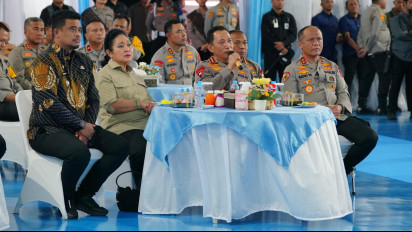 Percepat Pemulihan Akses, Kapolri Pantau Pembangunan Jembatan Bailey di Sumbar